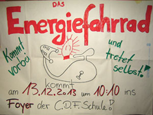 Das Foto zeigt ein hadgemaltes Poster mit der Aufschrift Energiefahrrad.